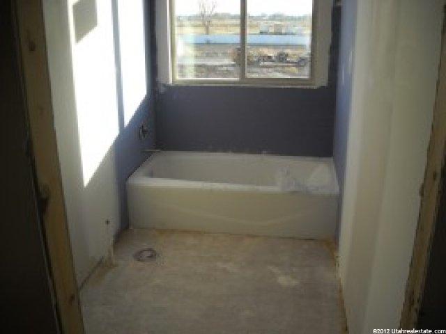 847 W 2150 N, Pleasant View, UT 84414 — photo 6