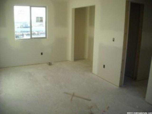 847 W 2150 N, Pleasant View, UT 84414 — photo 7