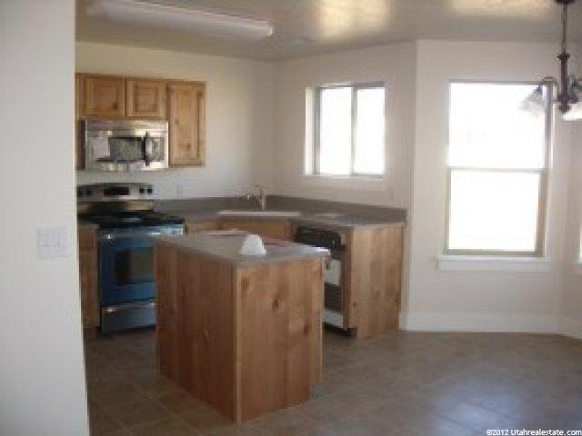 1623 N 25 E, Layton, UT 84041 — photo 3
