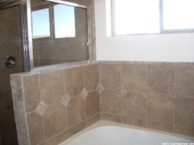 1583 N 25 E, Layton, UT 84041 — photo 3