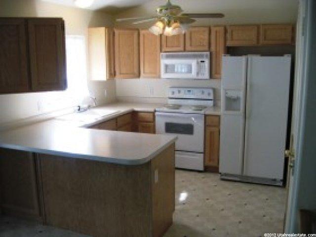 3235 S Hinton Ct, West Valley City, UT 84128 — photo 6