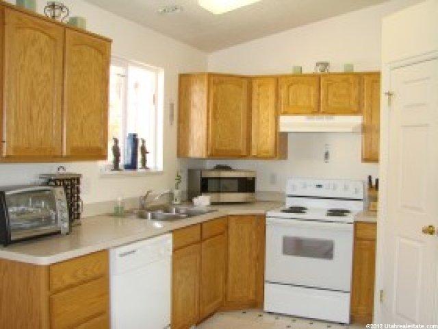 1222 N Willard Peak Dr E, Ogden, UT 84404 — photo 5