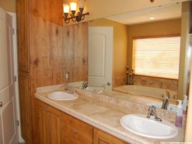 2276 E 350 N, Layton, UT 84040 — photo 9
