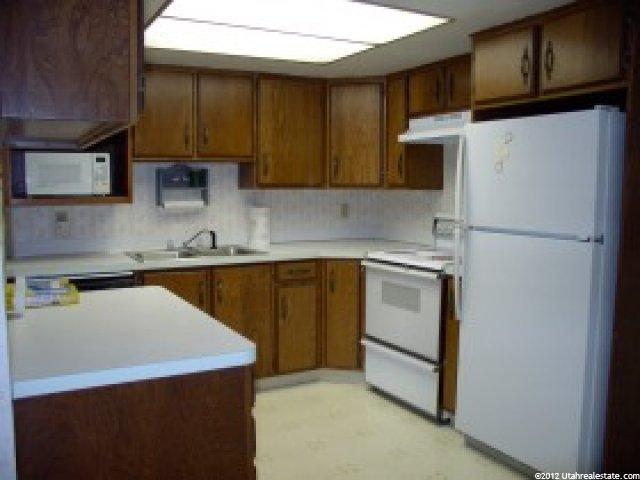 748 Simoron Dr, Ogden, UT 84404 — photo 5