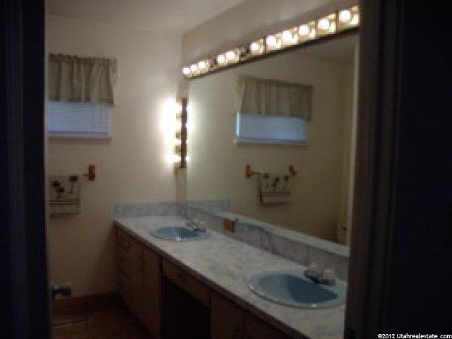 748 Simoron Dr, Ogden, UT 84404 — photo 6