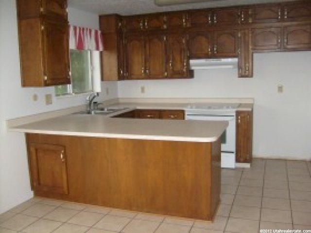 335 E 1200 N, Logan, UT 84341 — photo 4