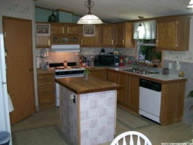 217 E 3000 N, Roosevelt, UT 84066 — photo 3