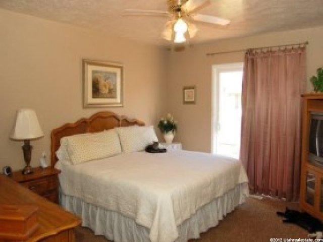 1146 N 1285 W, Clinton, UT 84015 — photo 6