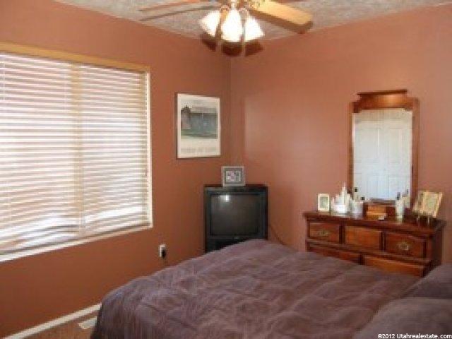 1146 N 1285 W, Clinton, UT 84015 — photo 9