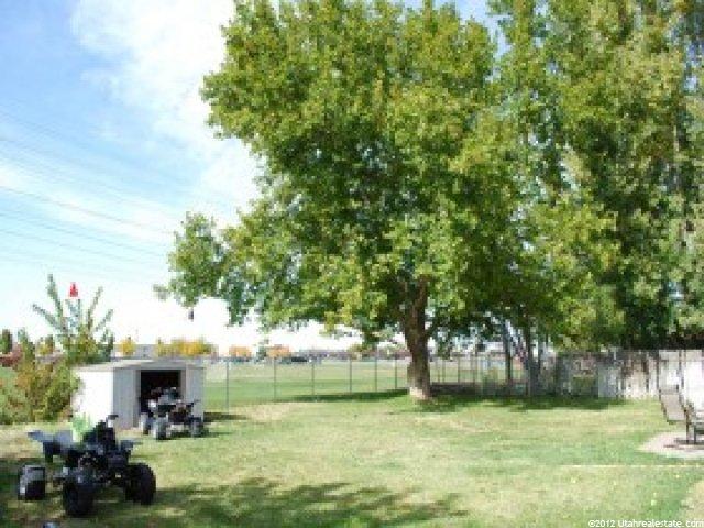 1639 N 1600 W, Clinton, UT 84015 — photo 2
