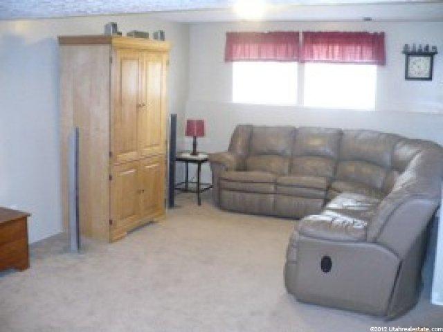 929 E 400 S, Kaysville, UT 84037 — photo 8