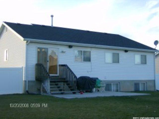 1456 N 2275 W, Clinton, UT 84015 — photo 2