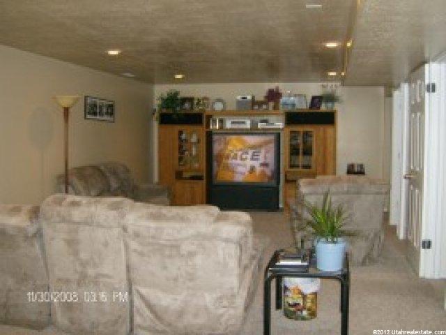 1456 N 2275 W, Clinton, UT 84015 — photo 10