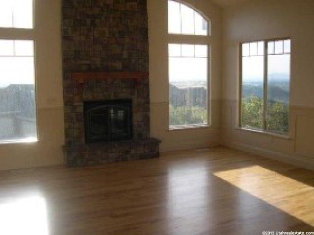 3382 N Shoreline Cir, Layton, UT 84040 — photo 2