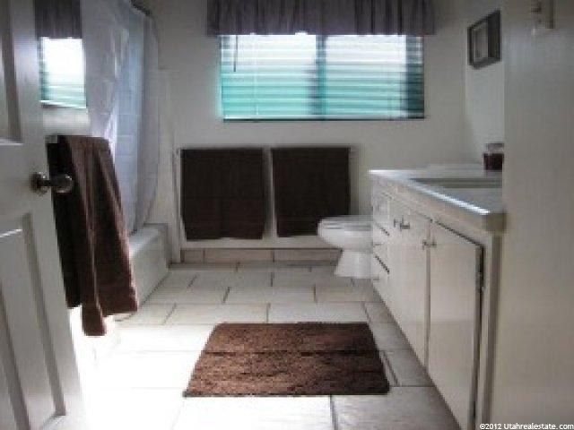 1343 S 425 W, Bountiful, UT 84010 — photo 2