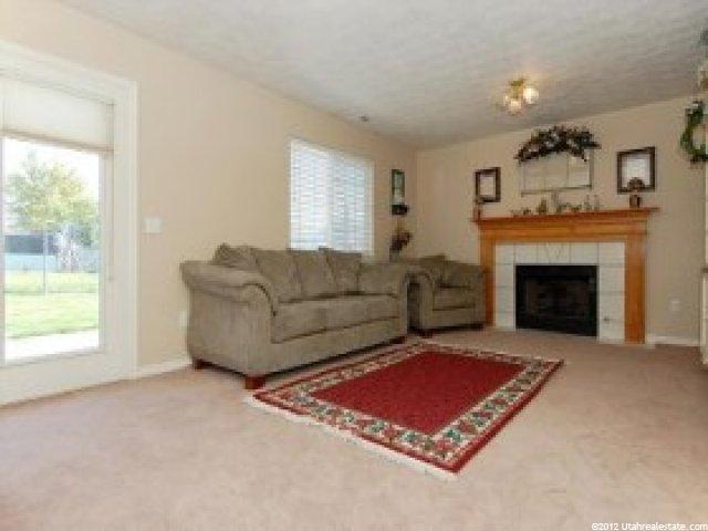 1758 N 250 W, Layton, UT 84041 — photo 2