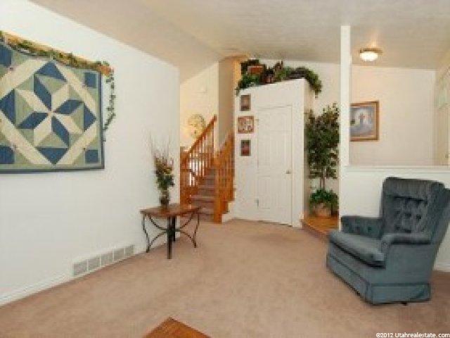 1758 N 250 W, Layton, UT 84041 — photo 4