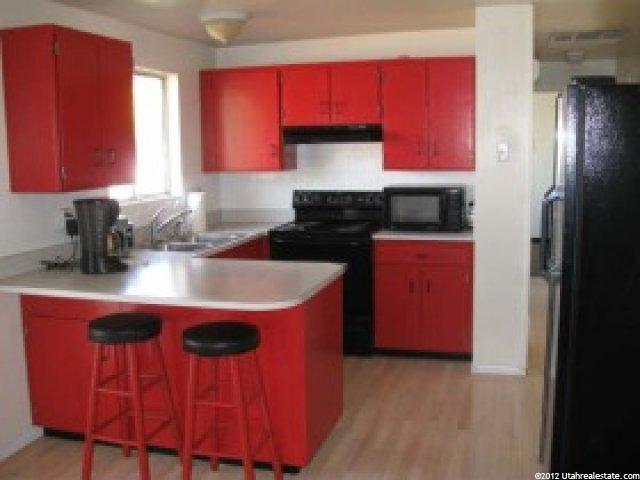 10503 Violet Dr, Sandy, UT 84094 — photo 5