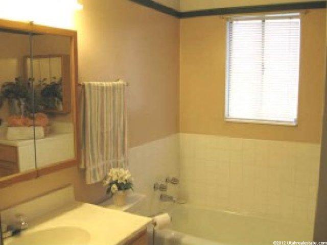 10503 Violet Dr, Sandy, UT 84094 — photo 7