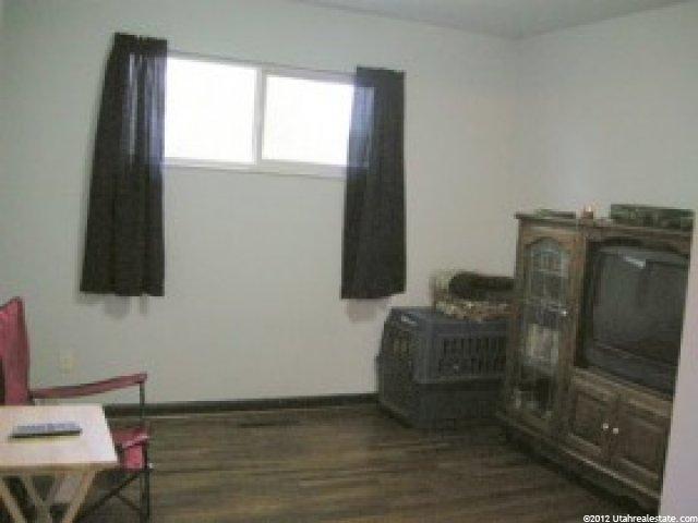 5140 S 2275 W, Roy, UT 84067 — photo 7