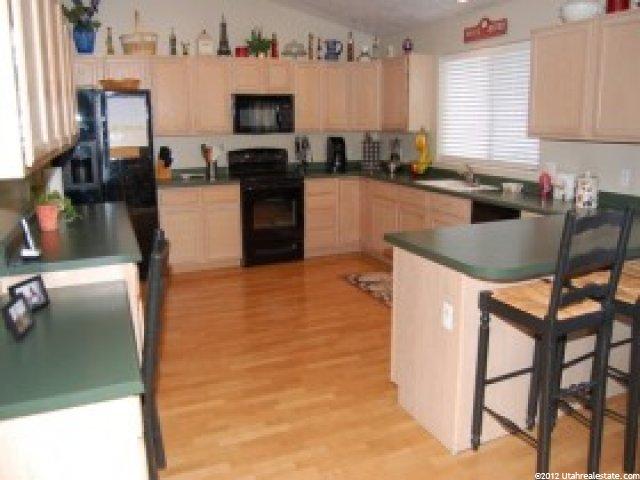 9359 Elk Meadows Dr, West Jordan, UT 84088 — photo 4