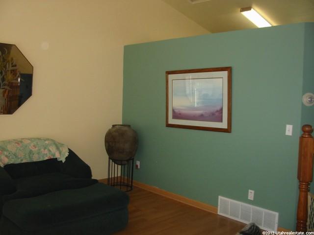 4670 S 1100 E, South Ogden, UT 84403 — photo 4