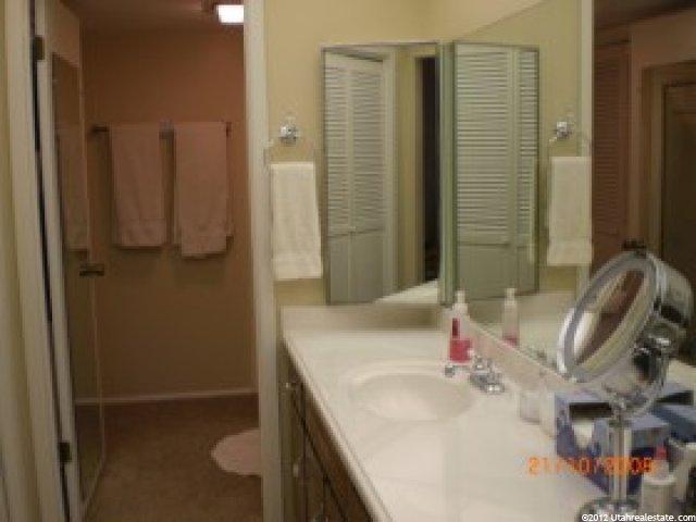 272 Peach Ln, Bountiful, UT 84010 — photo 8