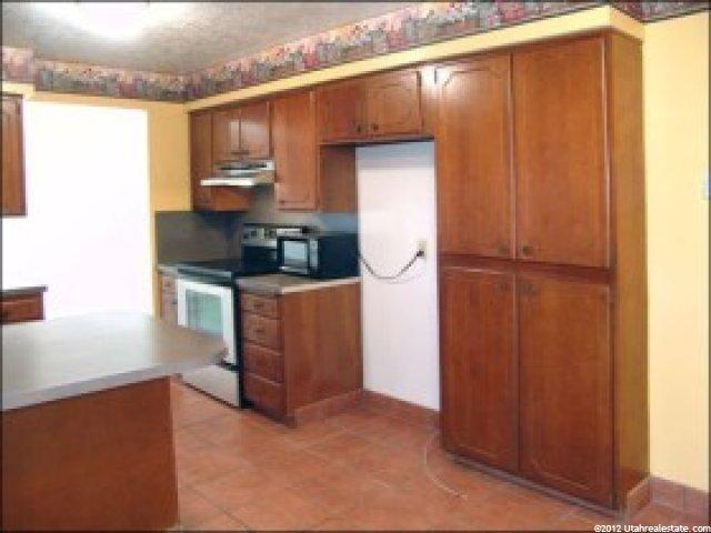 943 E Elaine Dr S, Bountiful, UT 84010 — photo 3