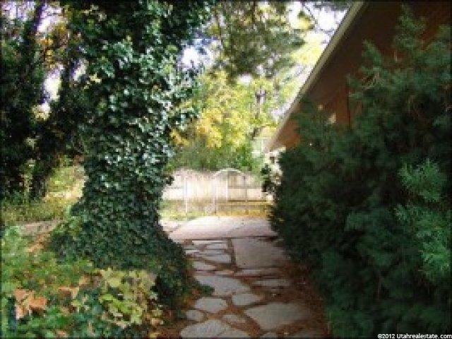 943 E Elaine Dr S, Bountiful, UT 84010 — photo 9