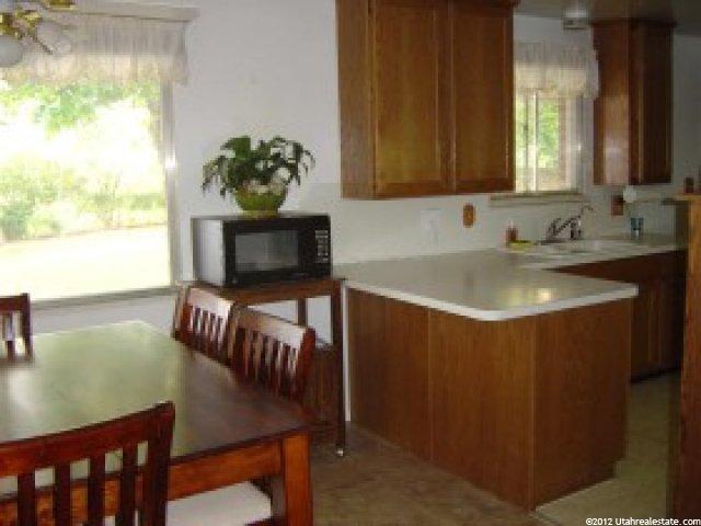 175 Green Dr, Layton, UT 84041 — photo 4