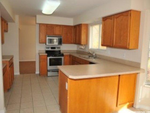 9939 S Summit View, Sandy, UT 84092 — photo 4