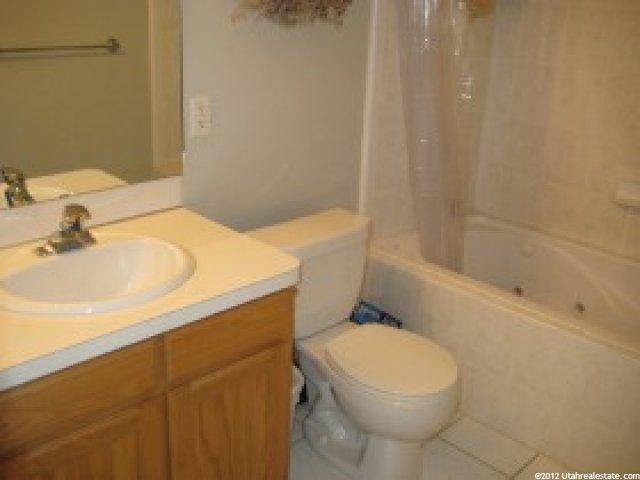 1041 W 350 S, Layton, UT 84041 — photo 9