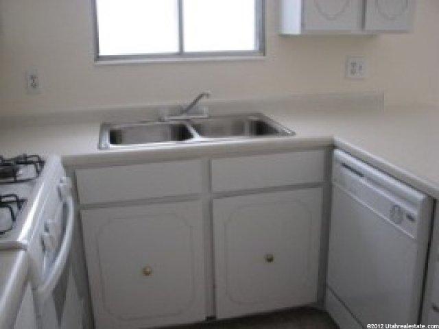 5177 S 2675 W, Roy, UT 84067 — photo 4