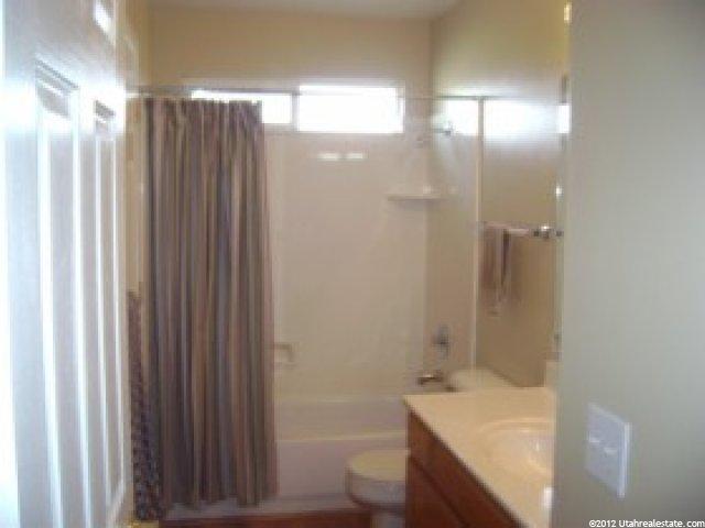 490 E 700 S #B24, Clearfield, UT 84015 — photo 9