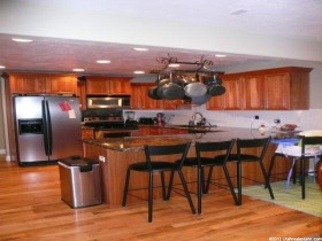 1697 N Pages Pl, Bountiful, UT 84010 — photo 2