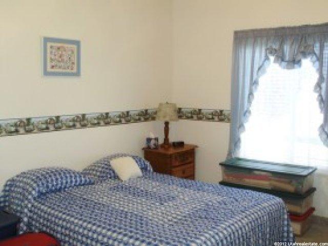 1342 N 1500 W, Clinton, UT 84015 — photo 9
