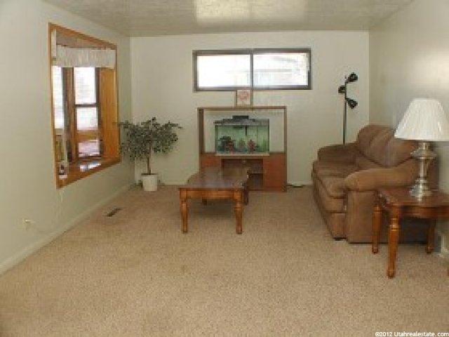 495 N 200 W, Clearfield, UT 84015 — photo 4