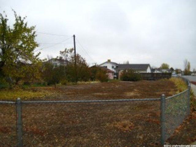 572 W 300 N, Clearfield, UT 84015 — photo 2