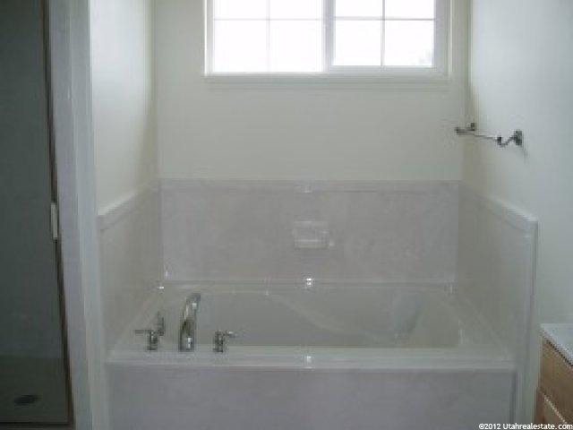448 Hawthorne Dr, Providence, UT 84332 — photo 5