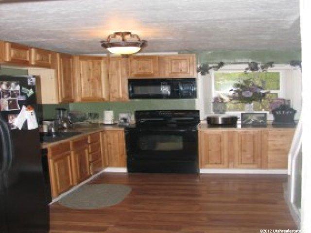 154 W 100 N, Nephi, UT 84648 — photo 10