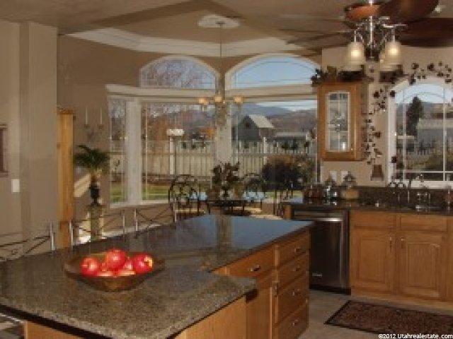 400 S 7700 E, Huntsville, UT 84317 — photo 5