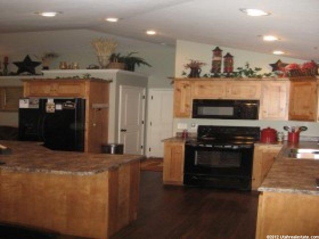 780 E 550 N, Wellsville, UT 84339 — photo 4