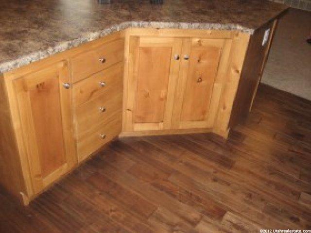 780 E 550 N, Wellsville, UT 84339 — photo 5