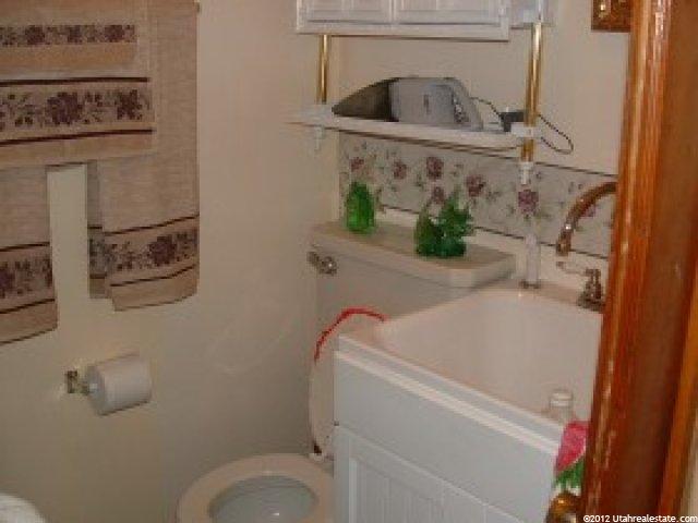 264 S State, Fountain Green, UT 84632 — photo 9