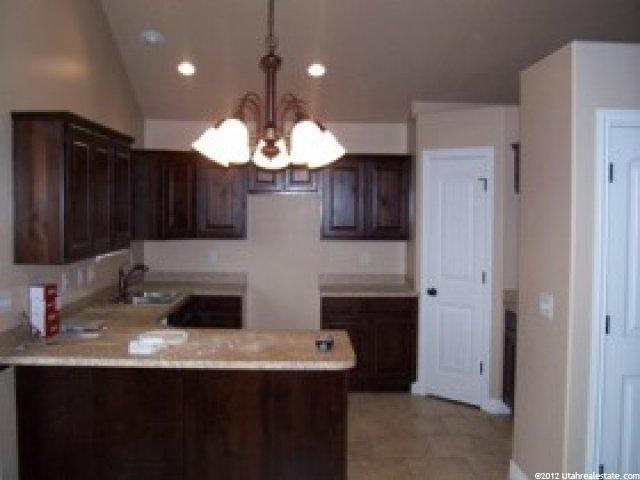 1408 W 2050 N, Clinton, UT 84015 — photo 2