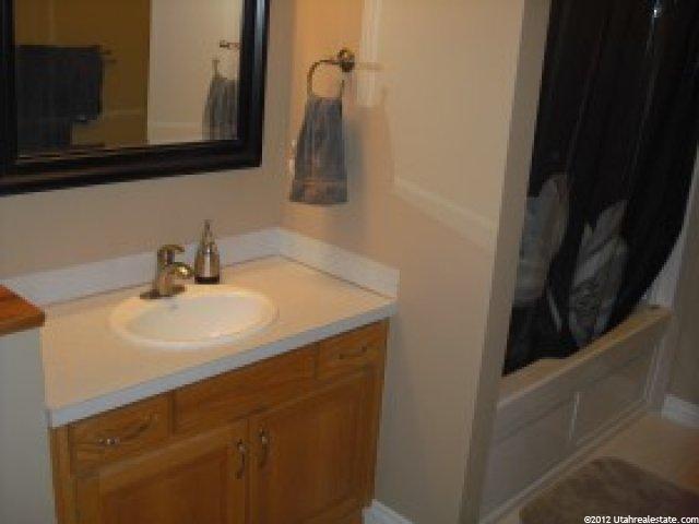 846 S 1625 E #C CEAR, Clearfield, UT 84015 — photo 3