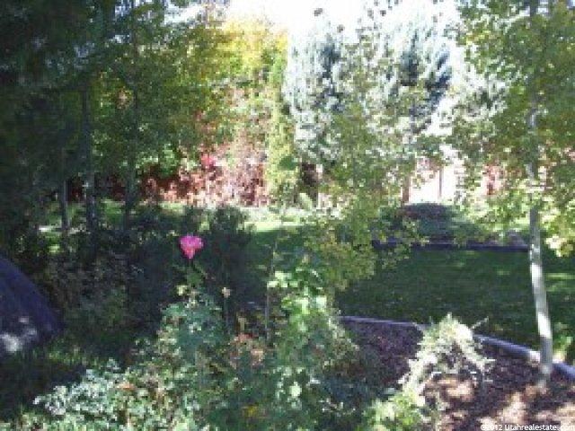 929 E Center St, Bountiful, UT 84010 — photo 2