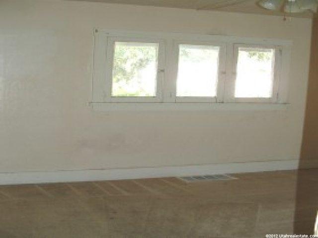303 Parry St, Ogden, UT 84404 — photo 2