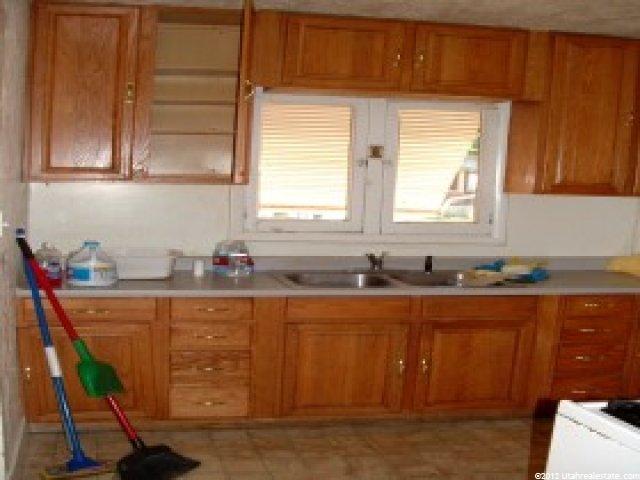 303 Parry St, Ogden, UT 84404 — photo 10