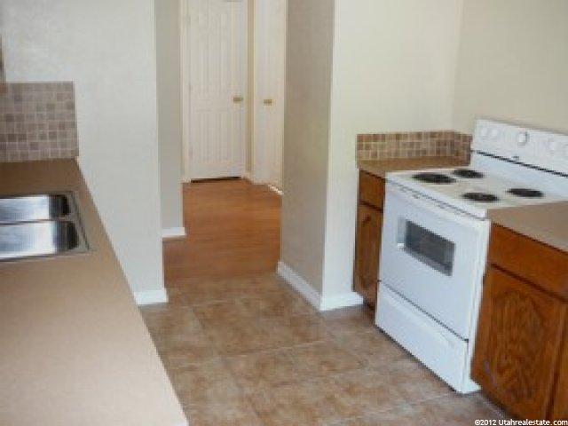 21 Yale Res E, South Ogden, UT 84403 — photo 8